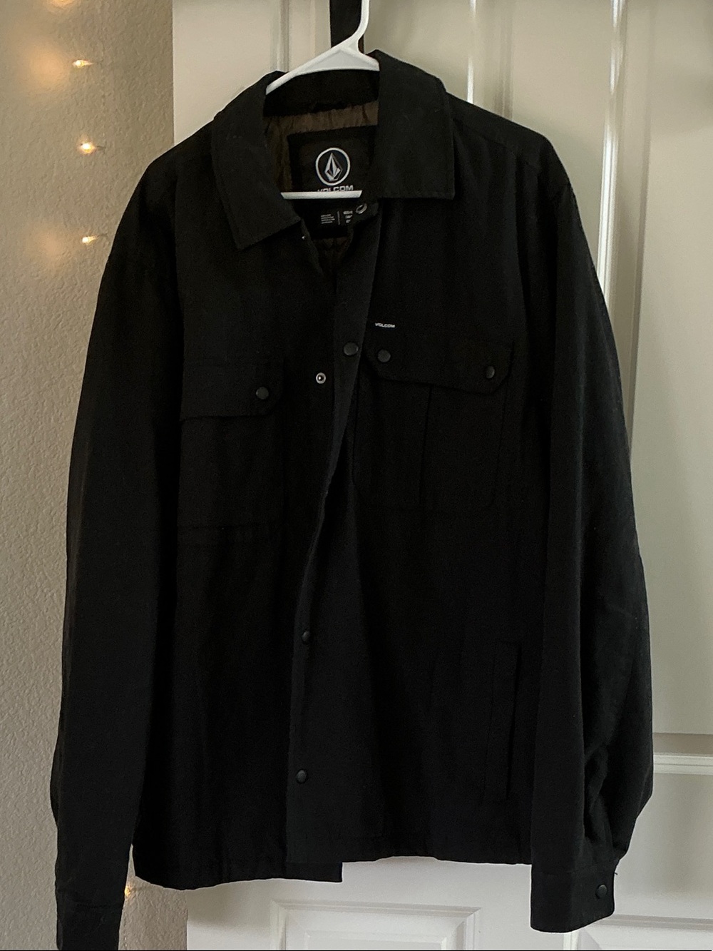 Volcom Men's Black Lightweight Button-Up Shirt Jacket